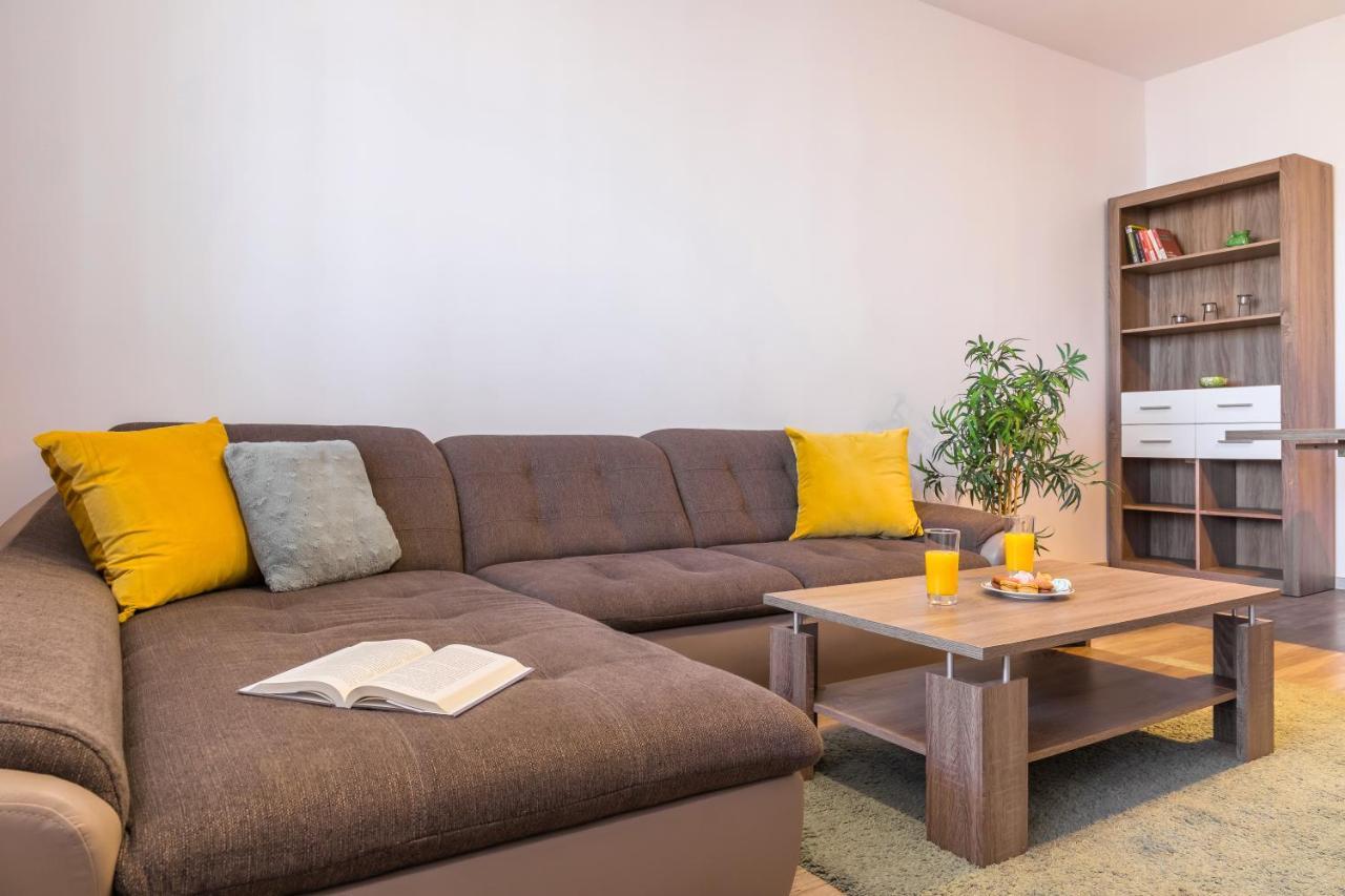 Lovely Apartment With City View Bucharest Luaran gambar
